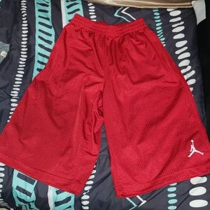 Boys jordan shorts sz 13-15